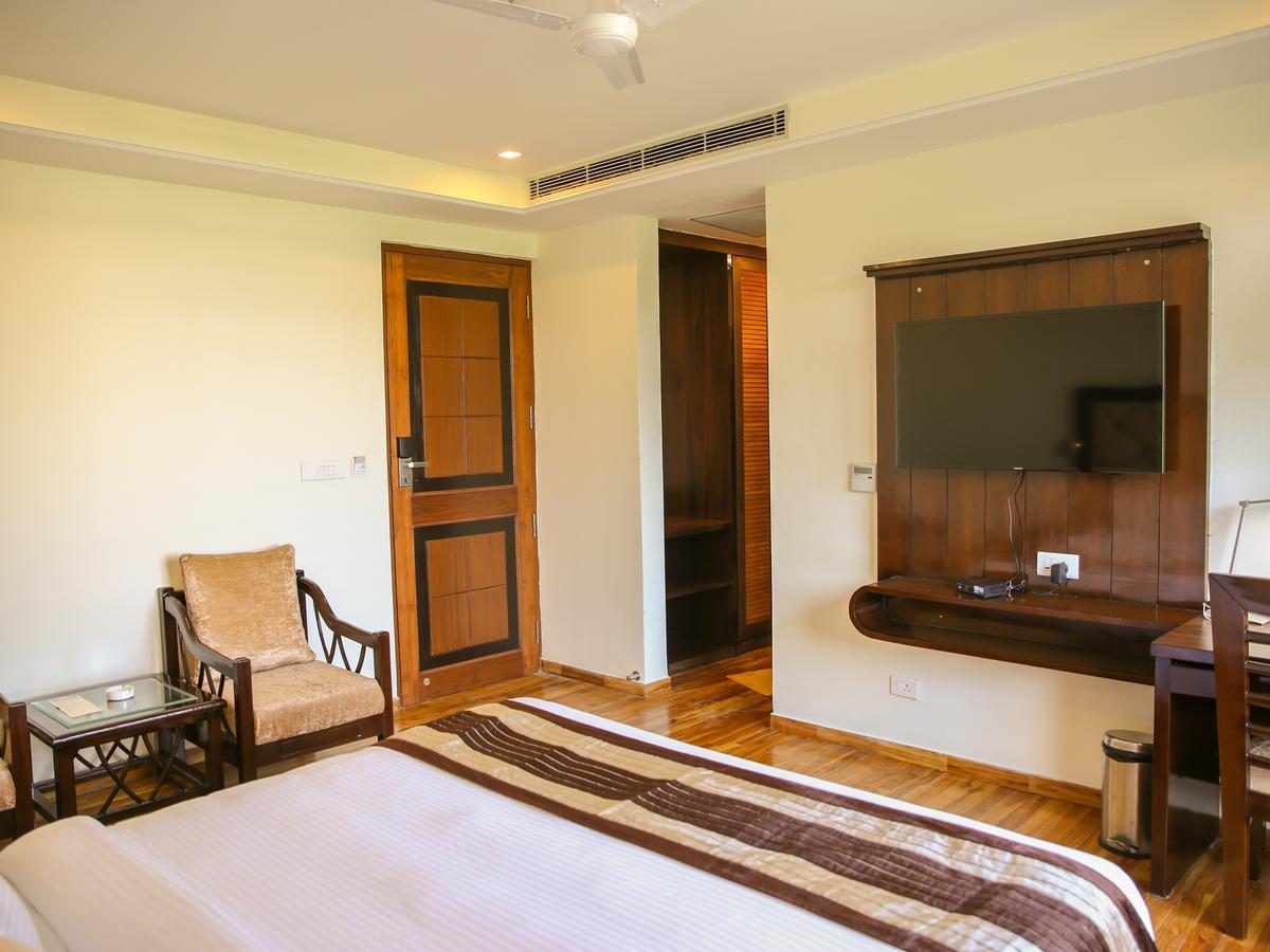 Hotel Boulevard Dehradun Exterior photo